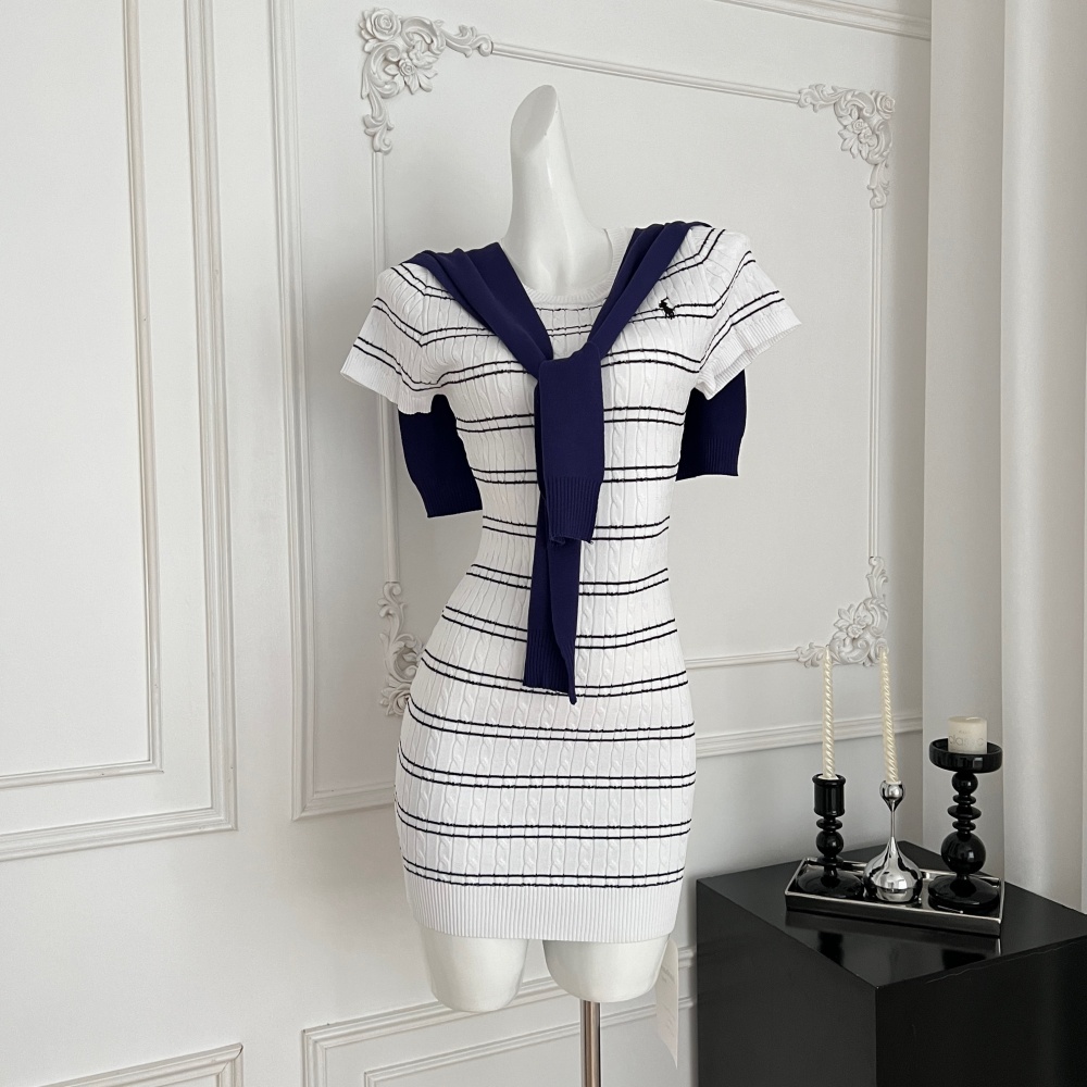 Loose package hip T-back summer stripe shawl