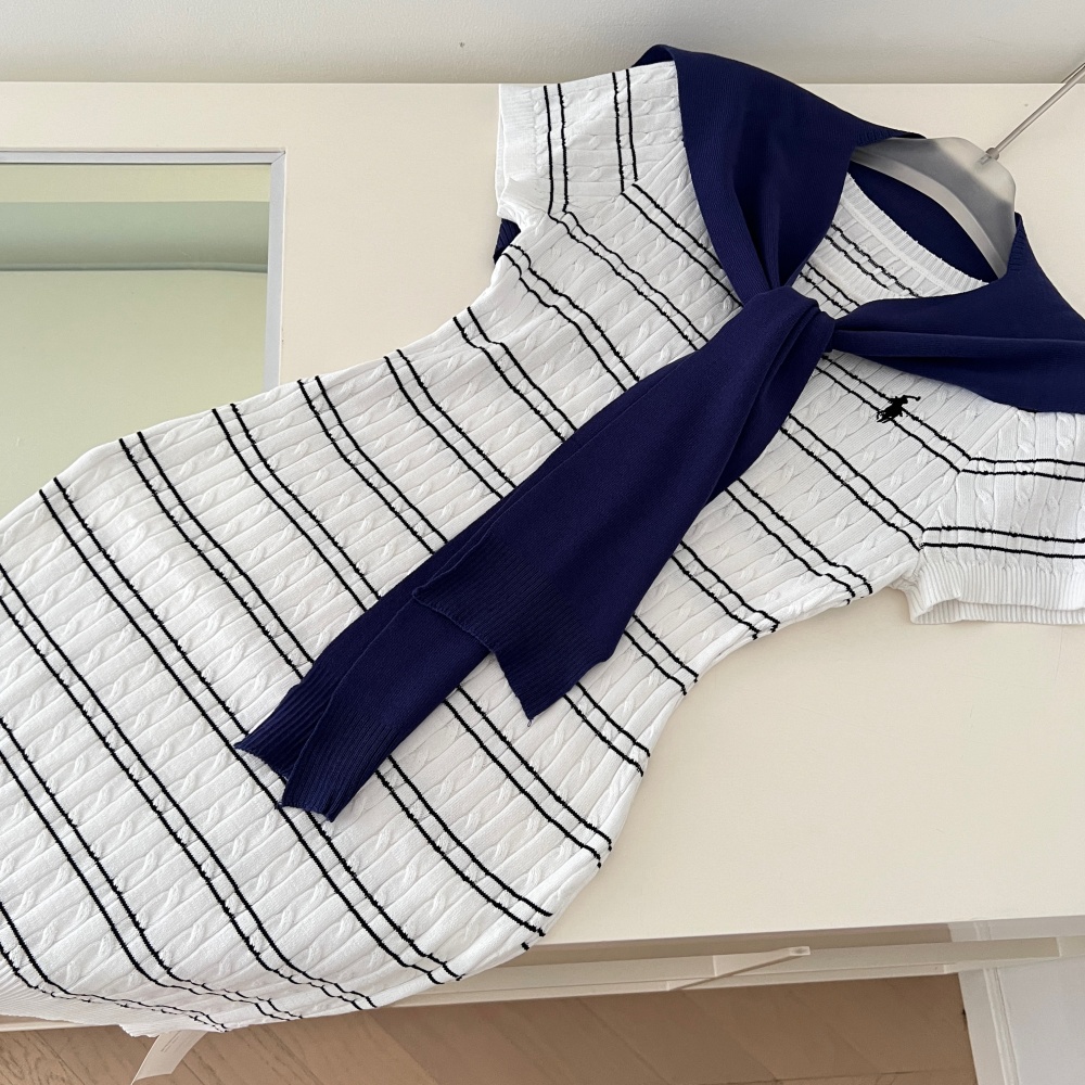 Loose package hip T-back summer stripe shawl