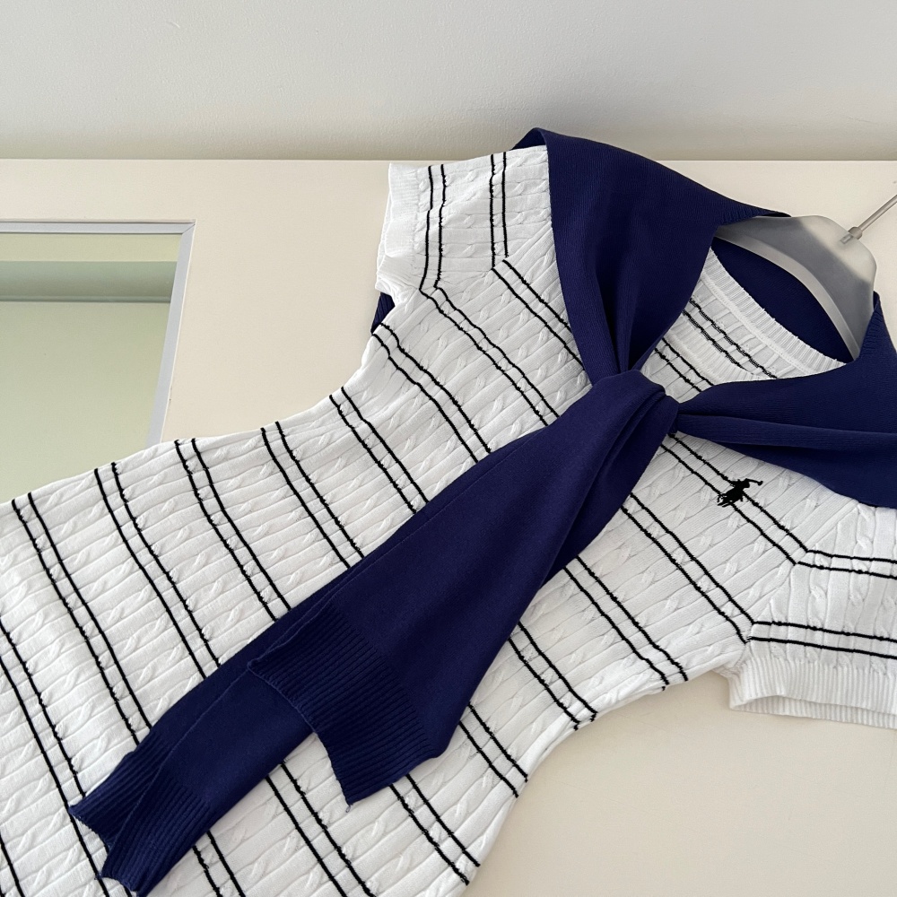 Loose package hip T-back summer stripe shawl