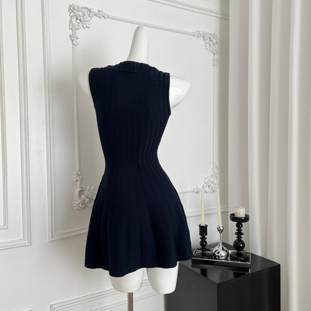 Temperament ladies chanelstyle knitted slim sleeveless dress