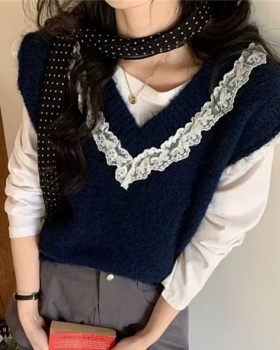 Show young V-neck tops lace knitted sweater for women