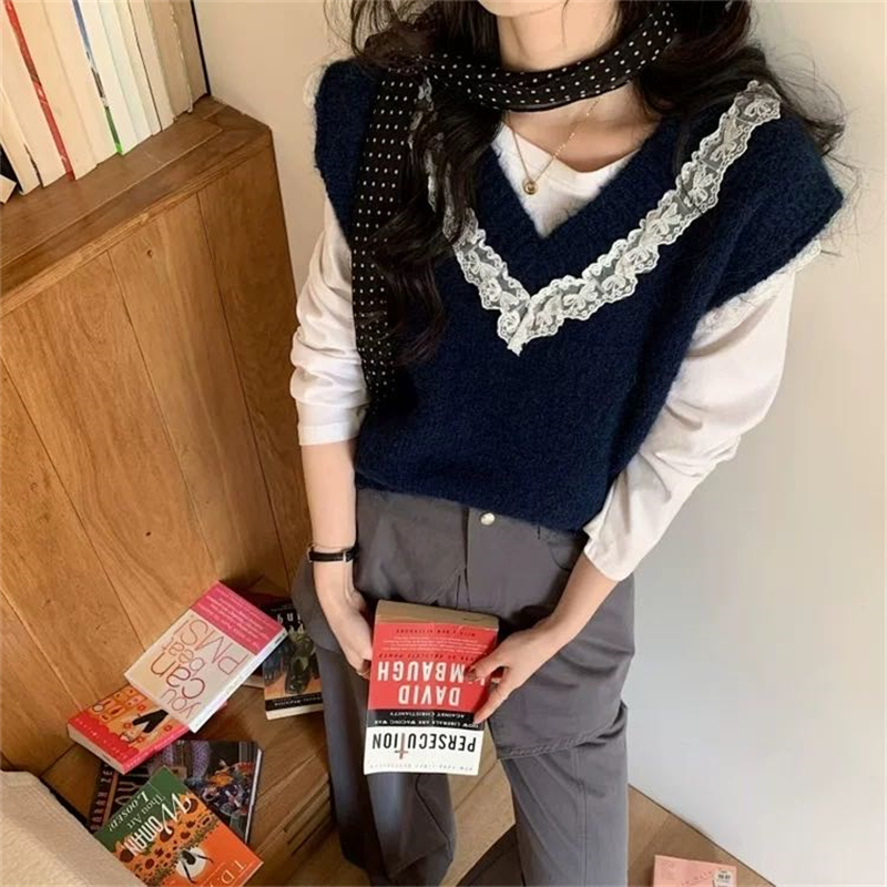 Show young V-neck tops lace knitted sweater for women