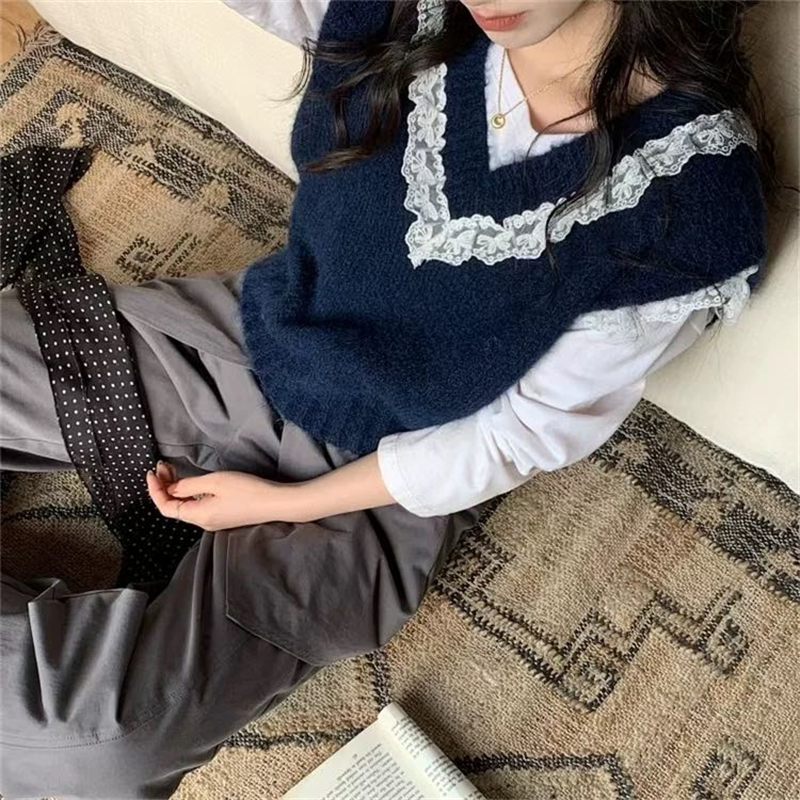 Show young V-neck tops lace knitted sweater for women