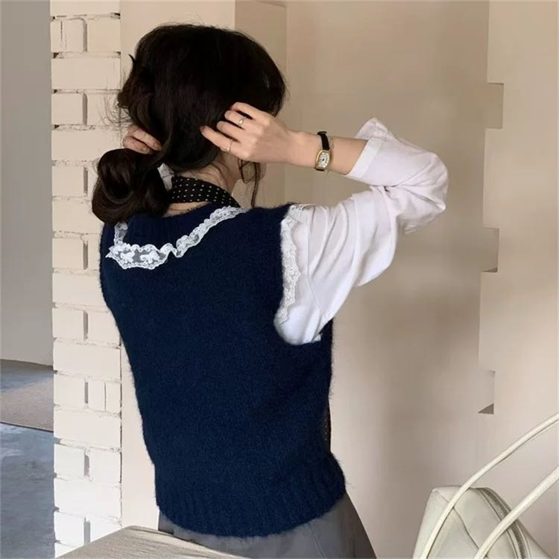 Show young V-neck tops lace knitted sweater for women