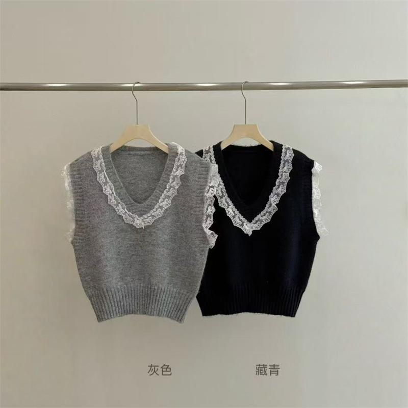 Show young V-neck tops lace knitted sweater for women