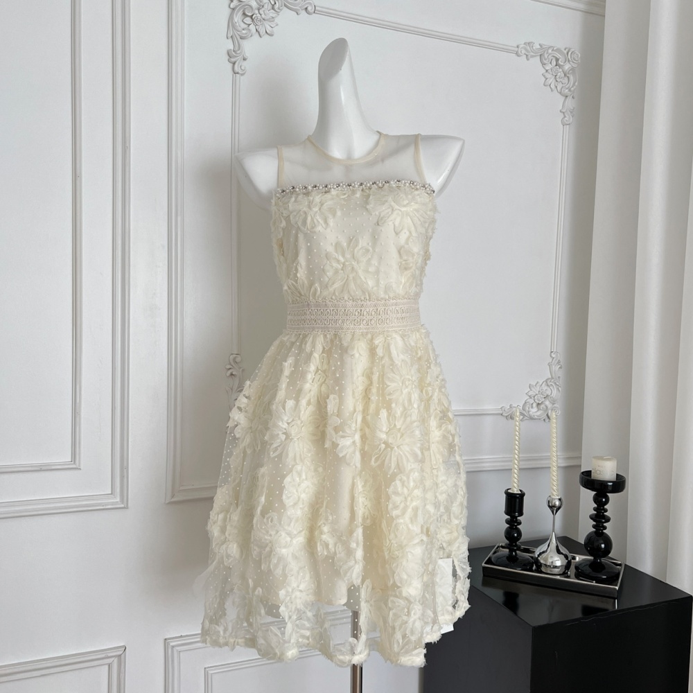 Colors stereoscopic sleeveless A-line dress
