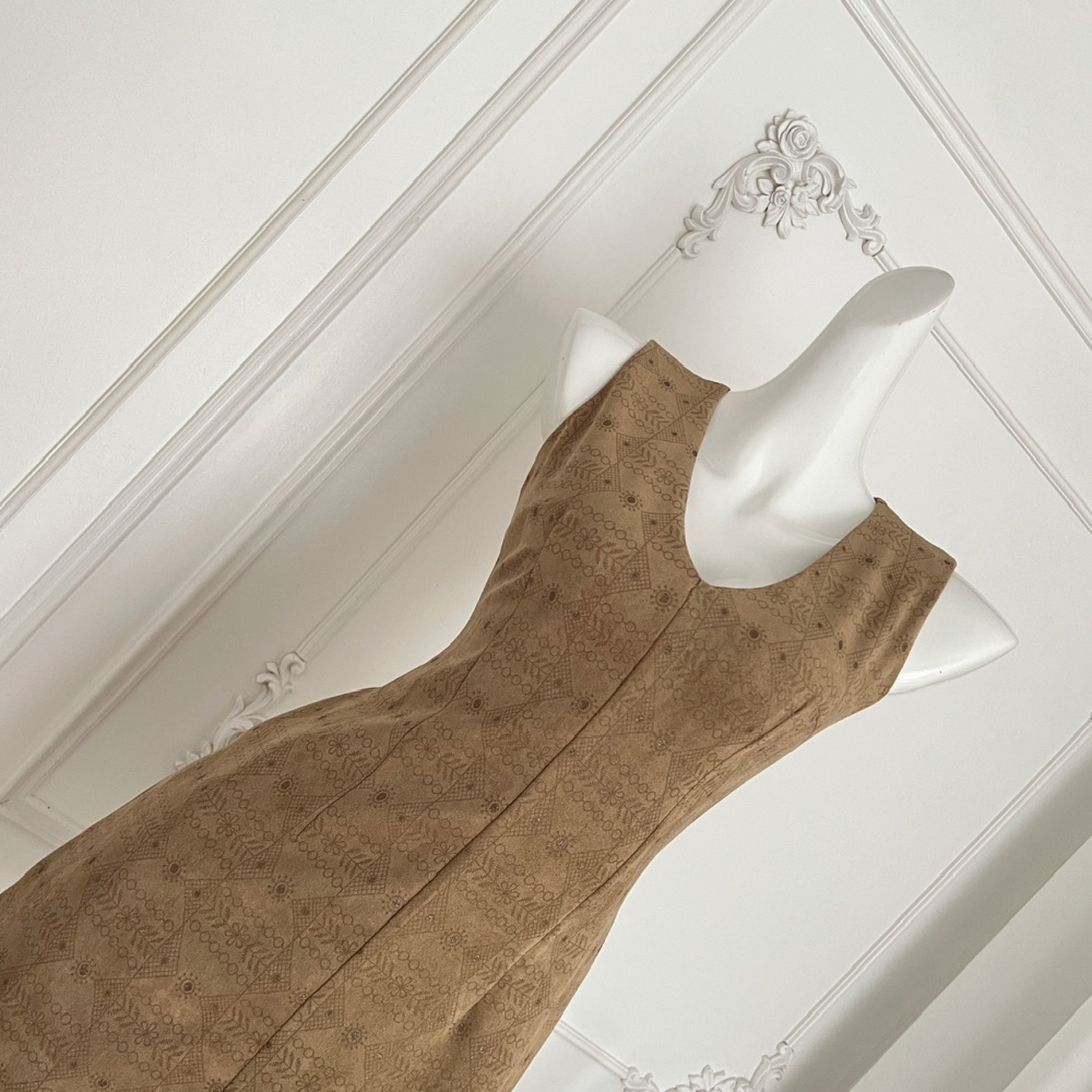 Summer V-neck swan sleeveless A-line dress for women