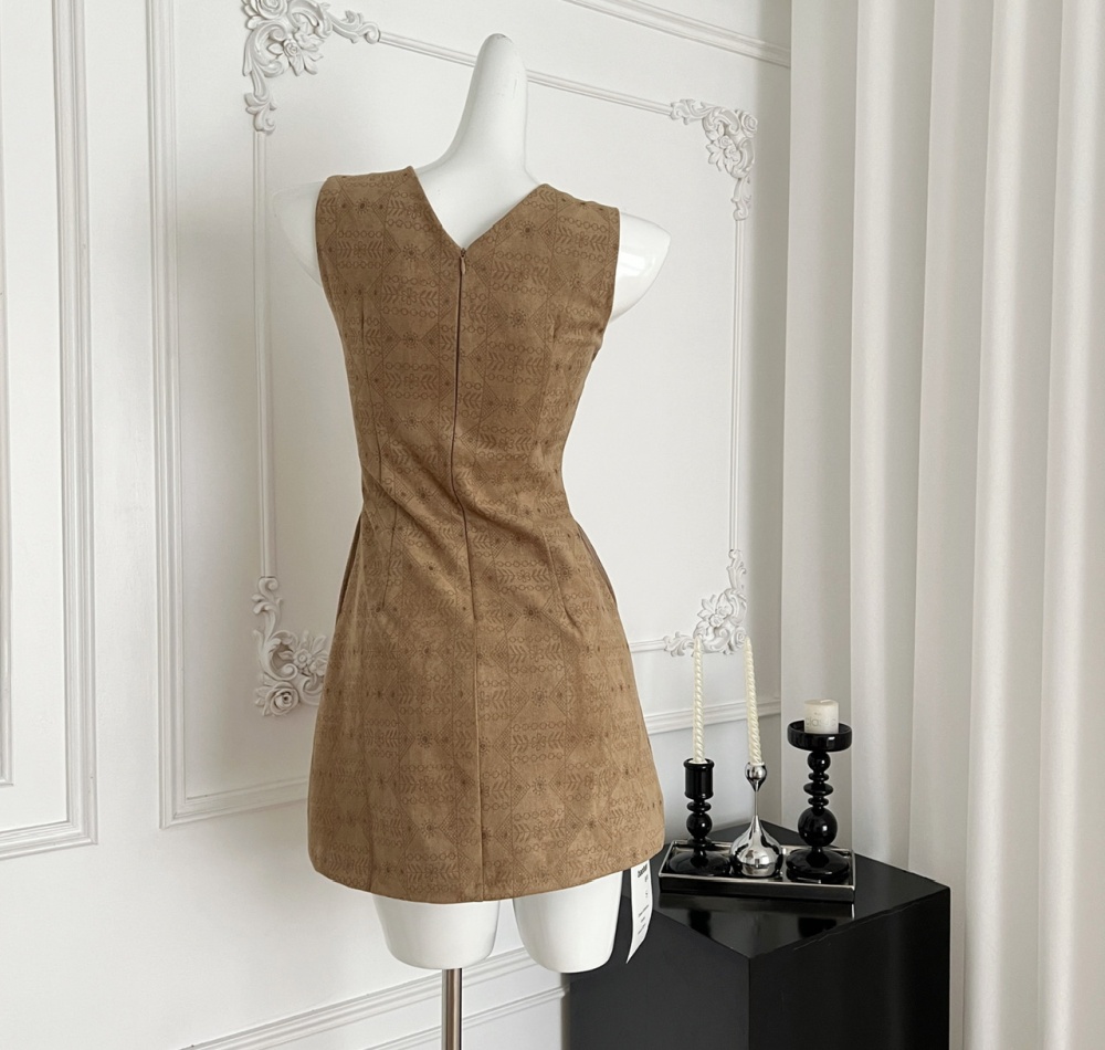 Summer V-neck swan sleeveless A-line dress for women
