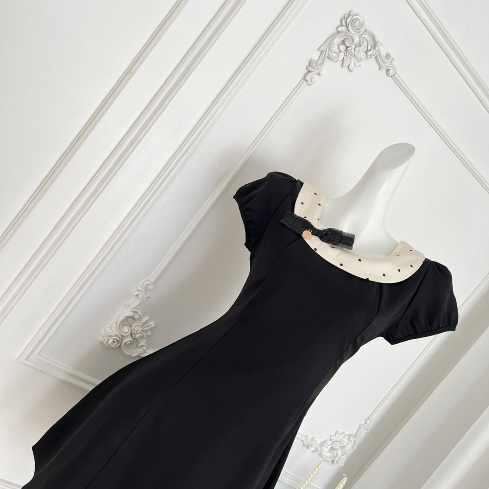 Heart pinched waist France style puff sleeve dress