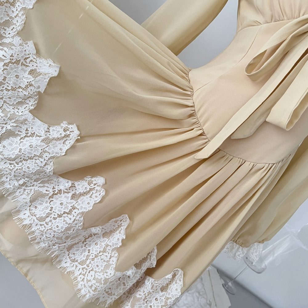 Stereoscopic big skirt eyelash slim lace dress