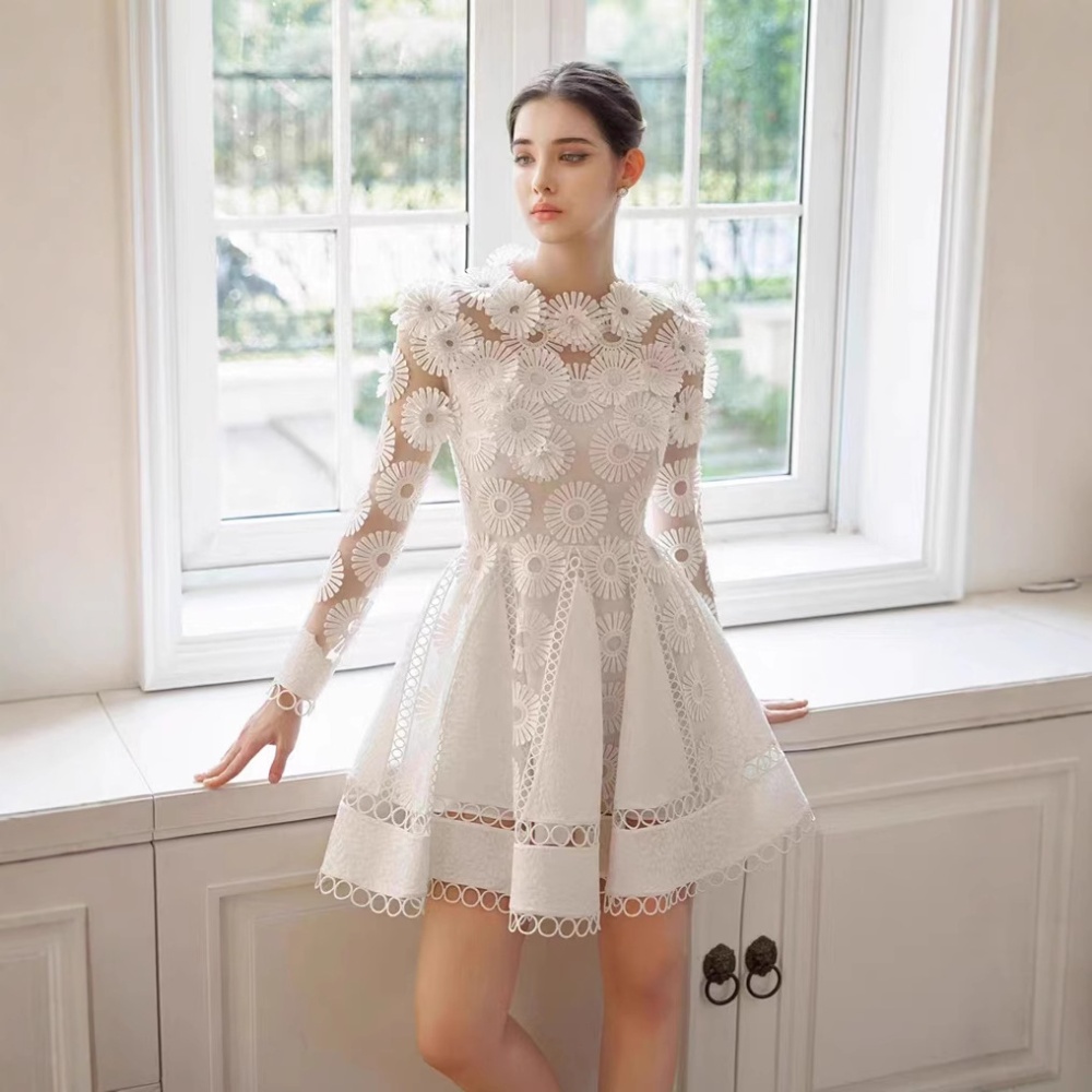 Tender temperament white T-back niche chiffon dress