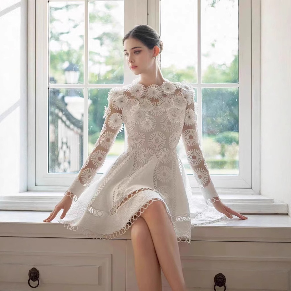 Tender temperament white T-back niche chiffon dress