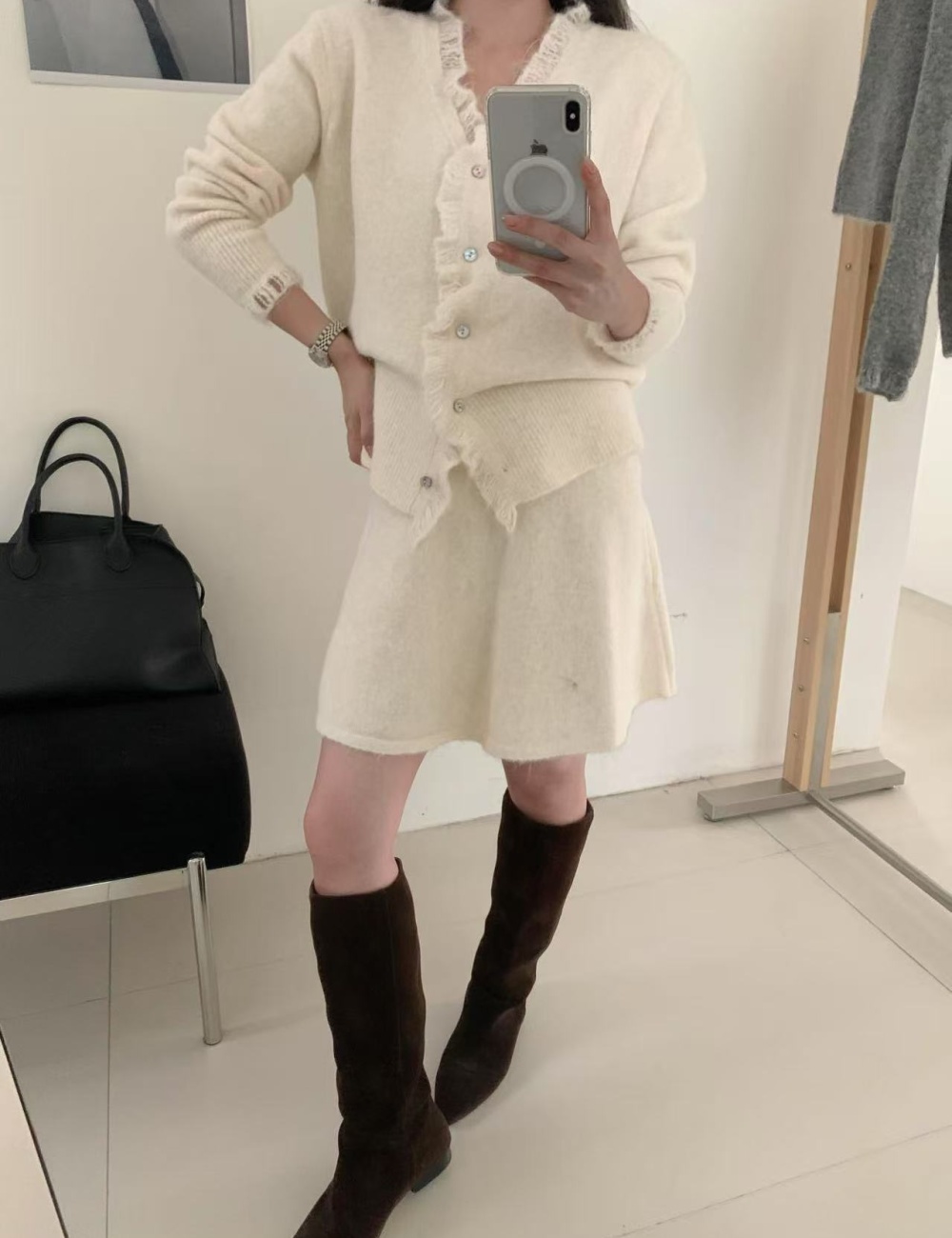 Sweet autumn fashion sweater lazy Korean style slim skirt 2pcs set