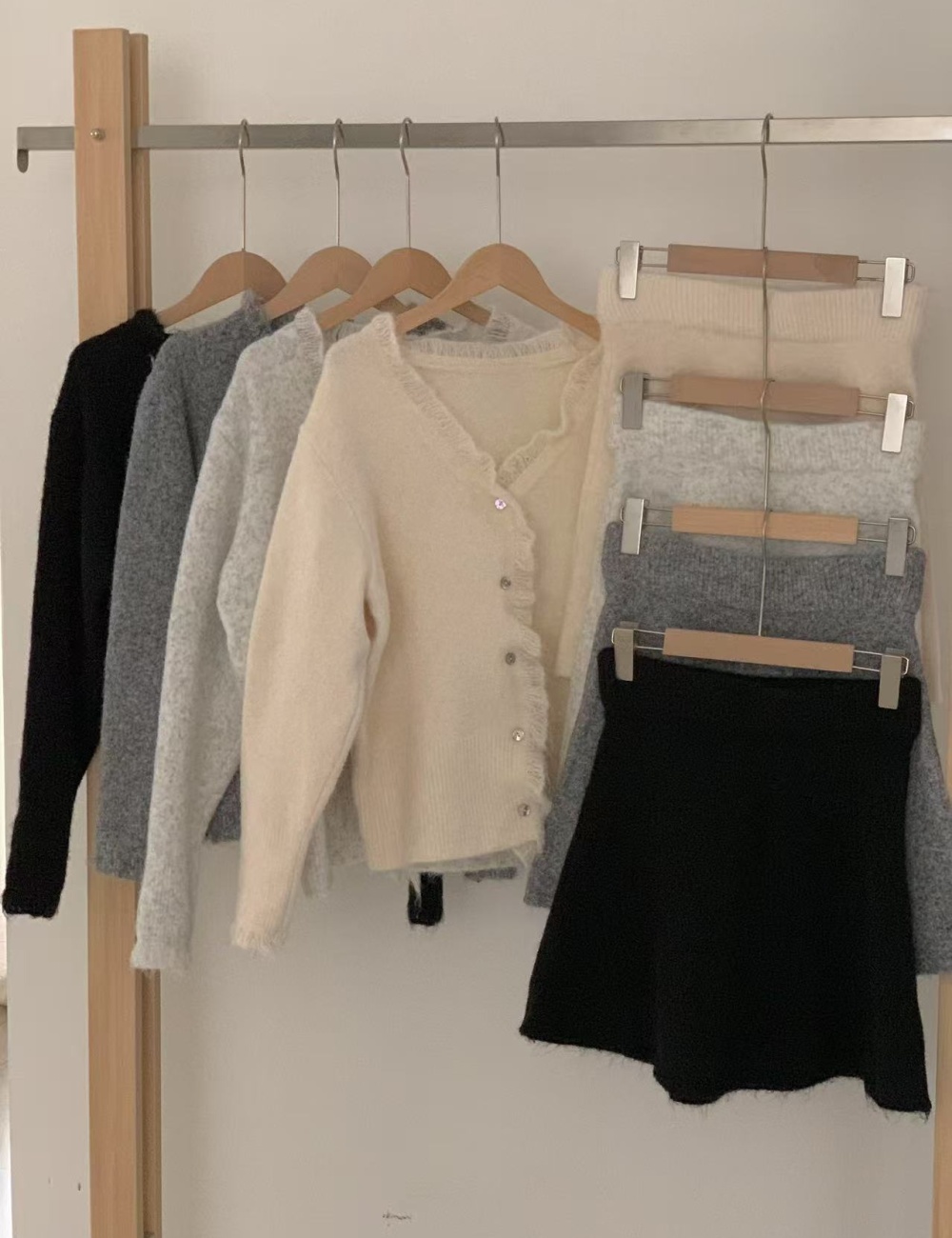 Sweet autumn fashion sweater lazy Korean style slim skirt 2pcs set