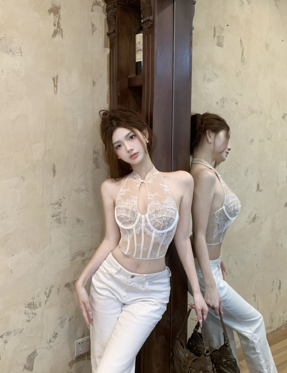 Sleeveless short lace enticement retro temperament tops