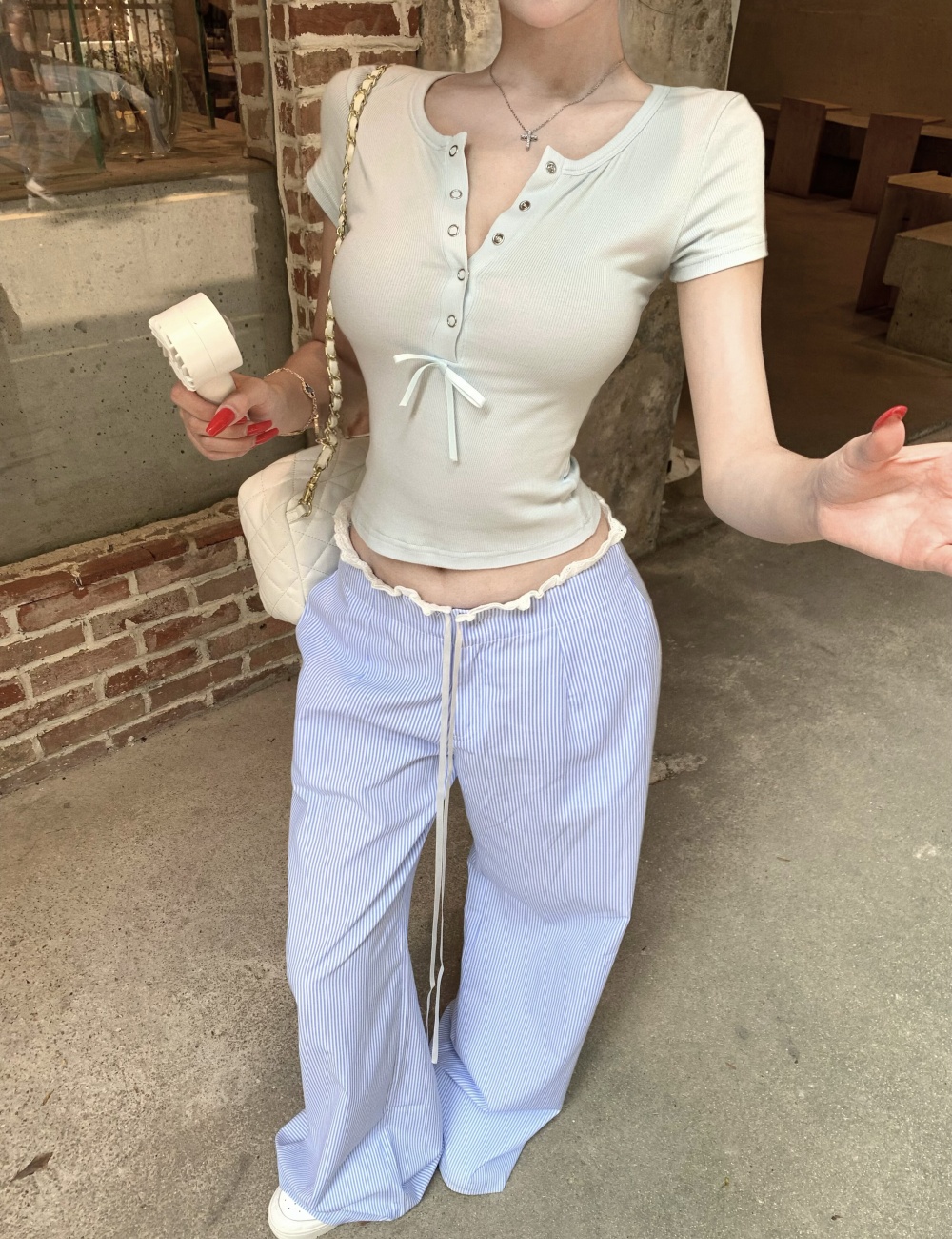 Slim short sleeve T-shirt blue casual pants for women