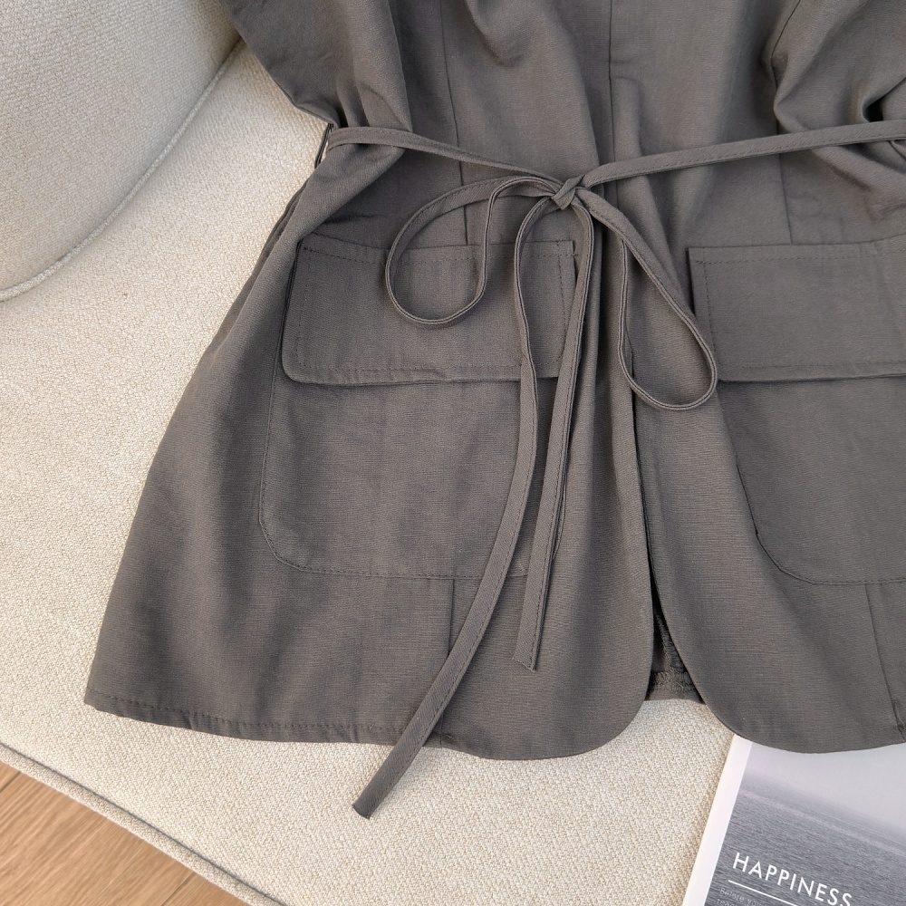Niche unique tops sleeveless pinched waist shirt for women