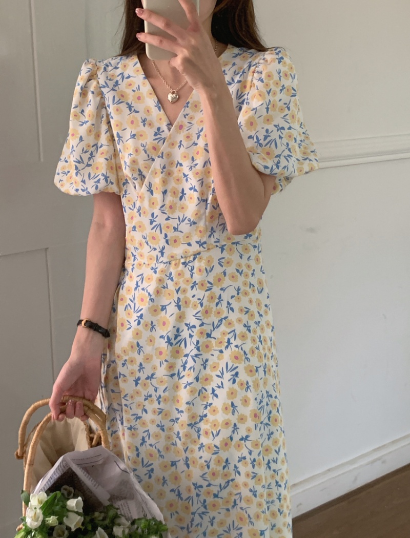 Puff sleeve France style V-neck floral fresh a slice dress