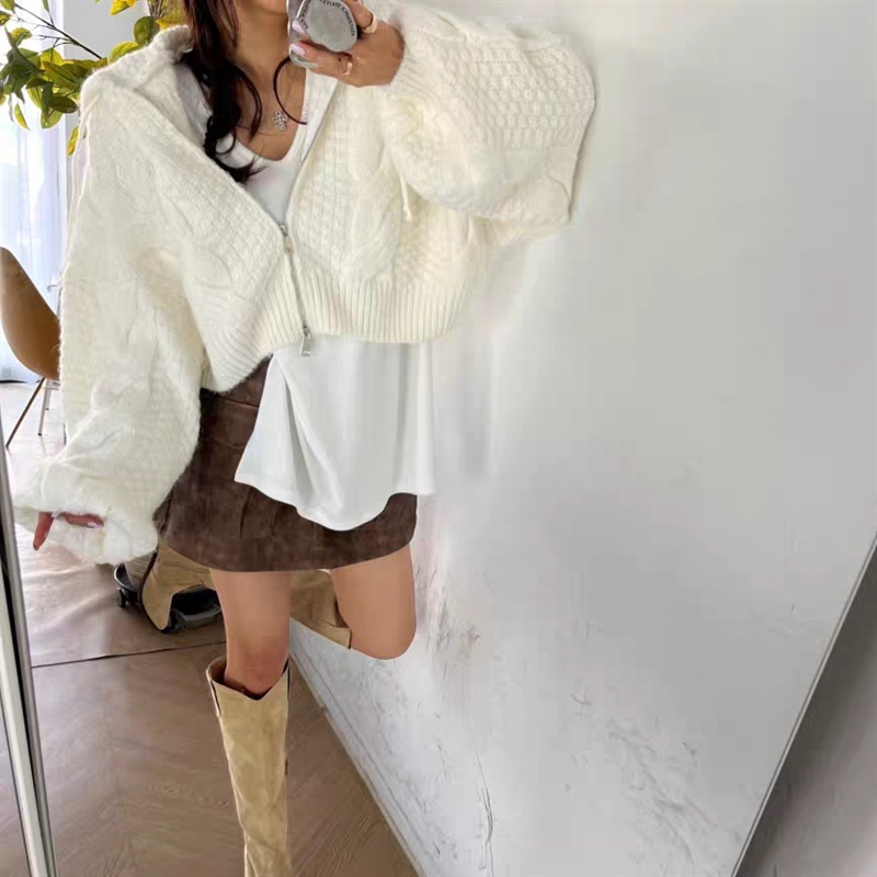Korean style show young hooded sweater loose bat coat