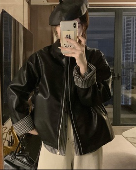 Imitation of sheepskin plaid leather coat buff splice coat