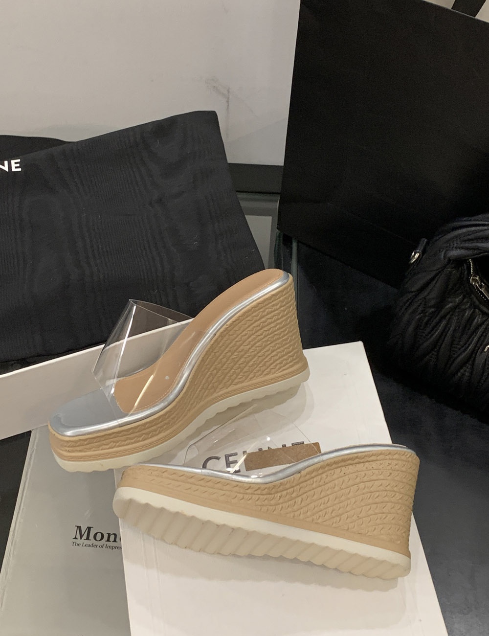 Thick crust fashion slippers vacation platform soles shoes