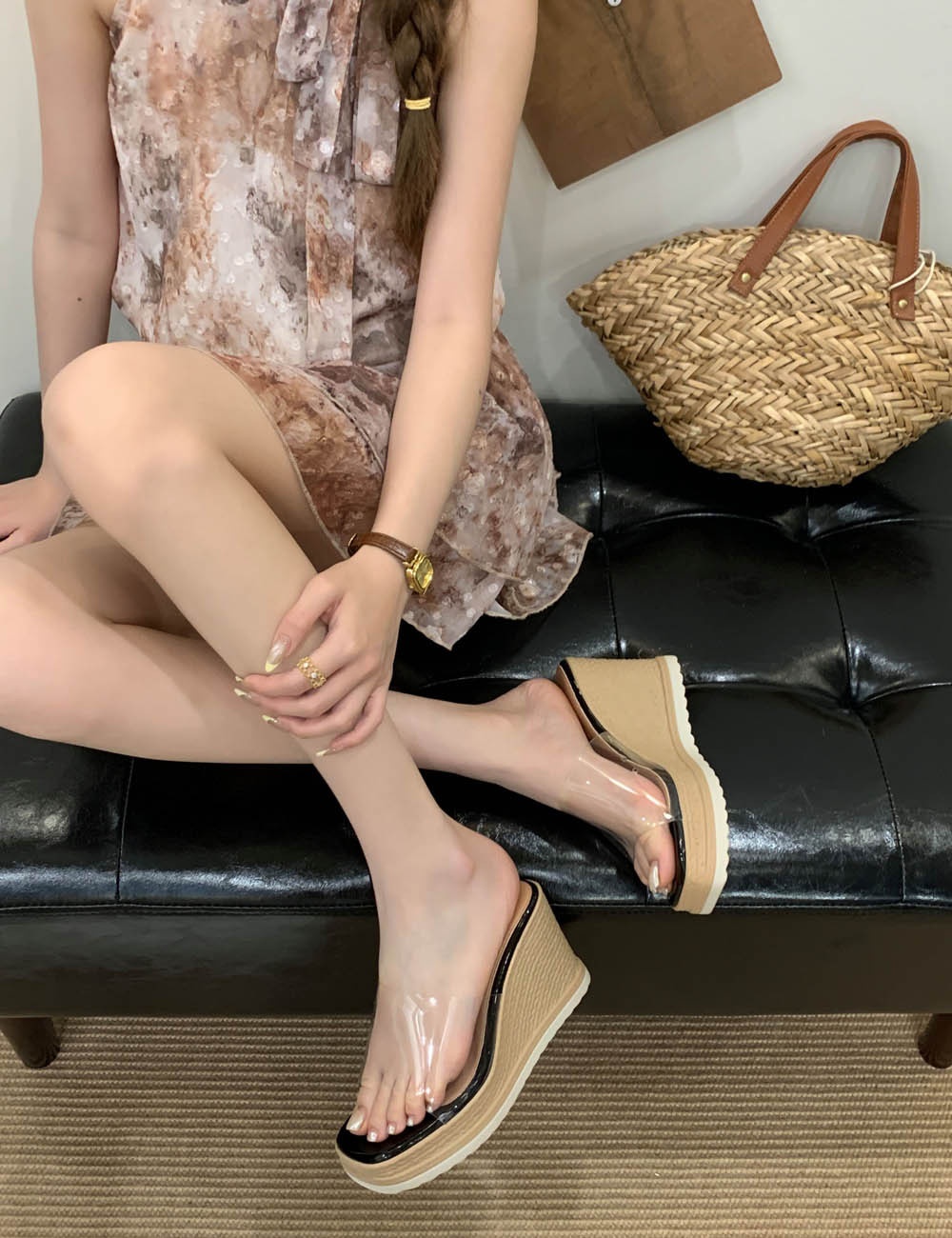 Thick crust fashion slippers vacation platform soles shoes