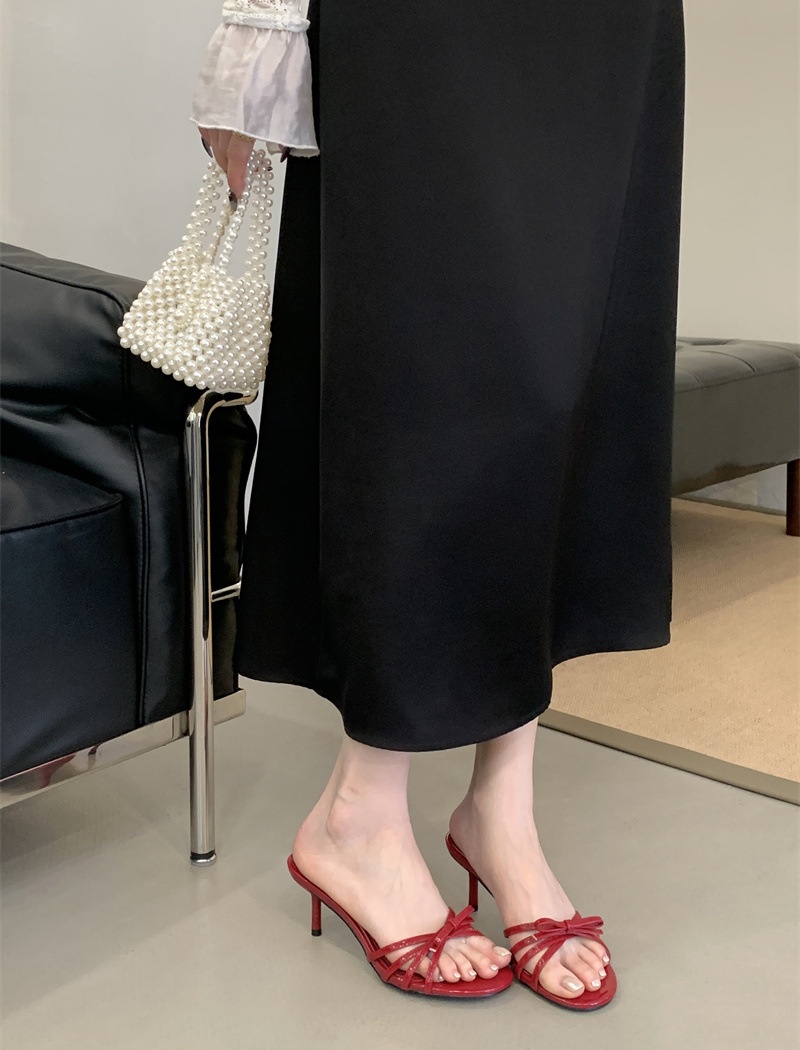 Autumn red France style fine-root patent leather slippers