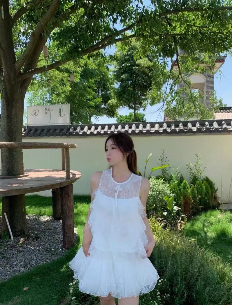 Embroidery short skirt sleeveless tops 2pcs set