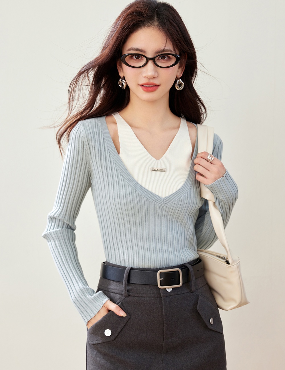 Pseudo-two tops fashion sweater for women