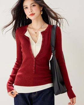 Long sleeve slim red sweater Pseudo-two V-neck tops