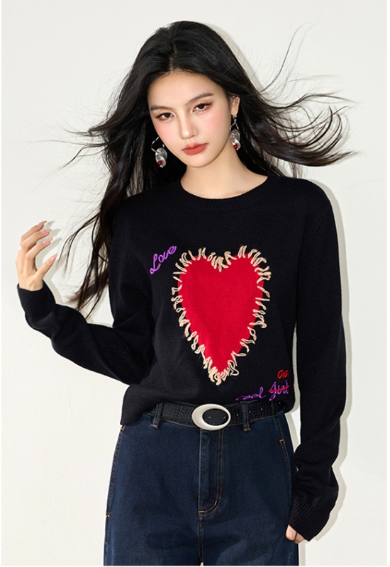 Niche heart tops bottoming sweater for women