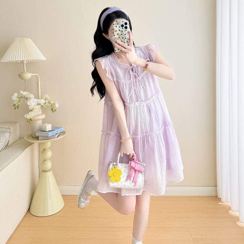Show young blooming maternity clothing summer dress
