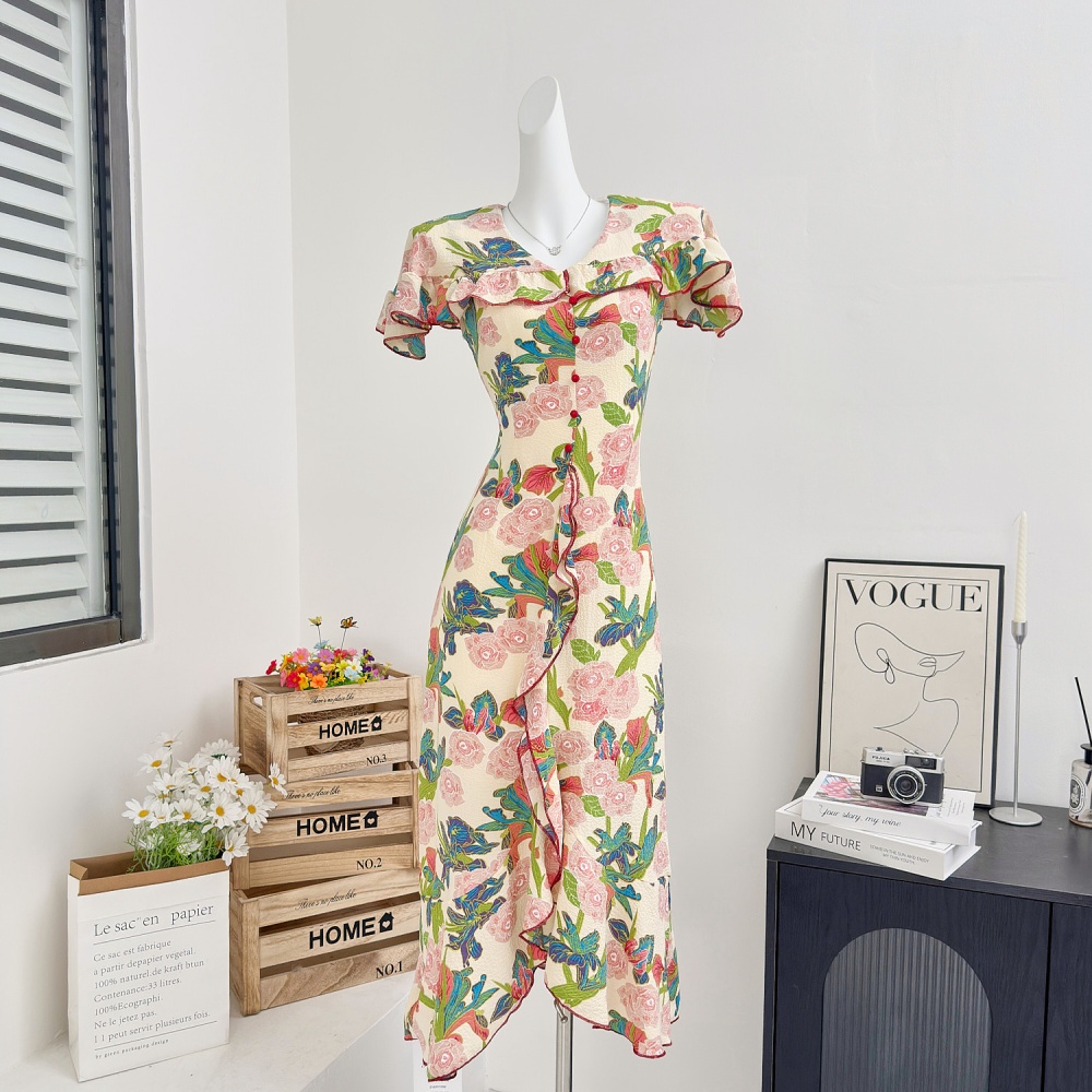 Cape collar temperament dress pinched waist long dress