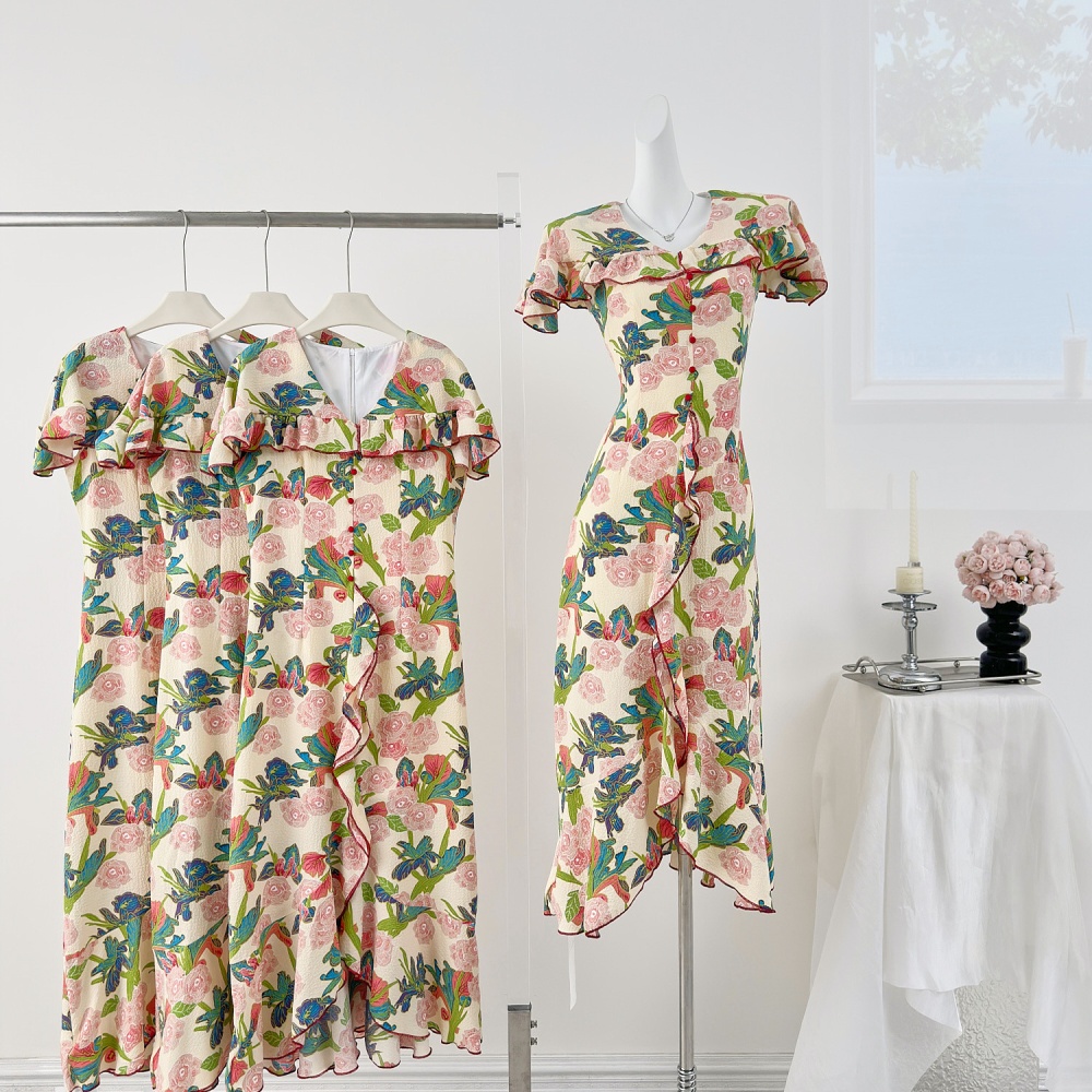 Cape collar temperament dress pinched waist long dress