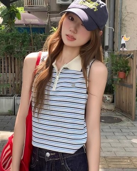 Sleeveless slim knitted waistcoat lapel short tops for women