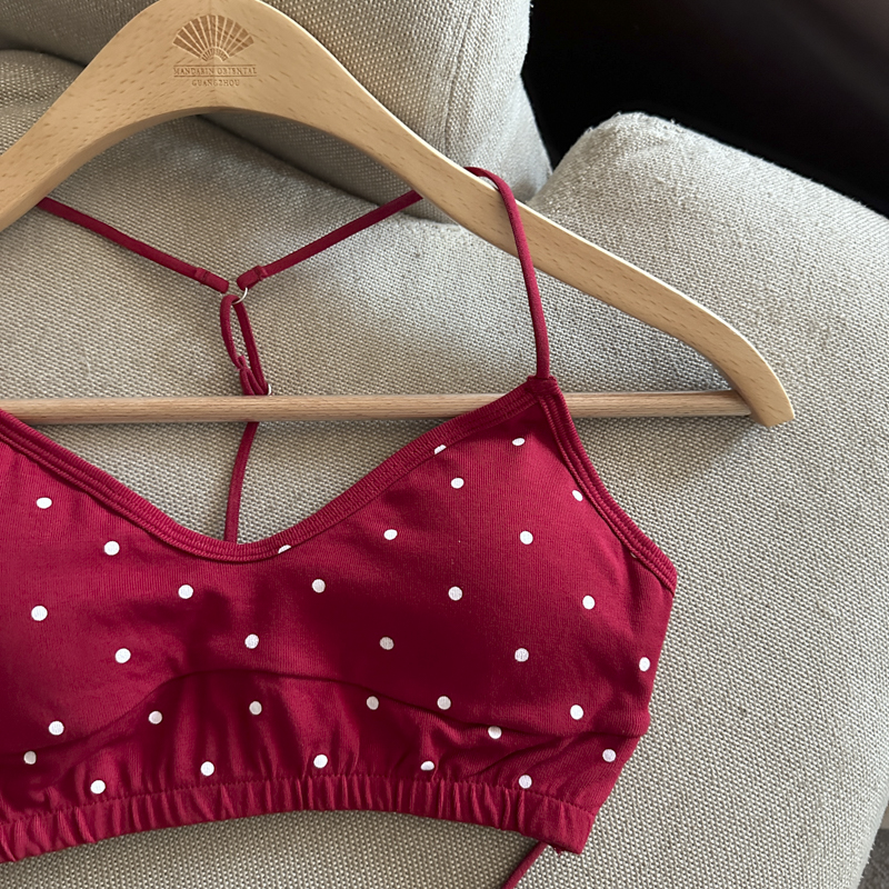 Sexy short slim spicegirl cross halter enticement tops for women