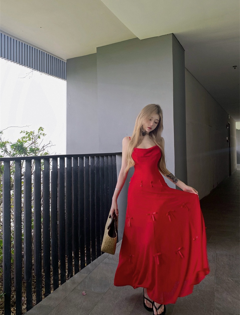 Red France style temperament pinched waist dress for women
