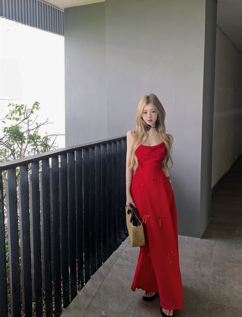 Red France style temperament pinched waist dress for women