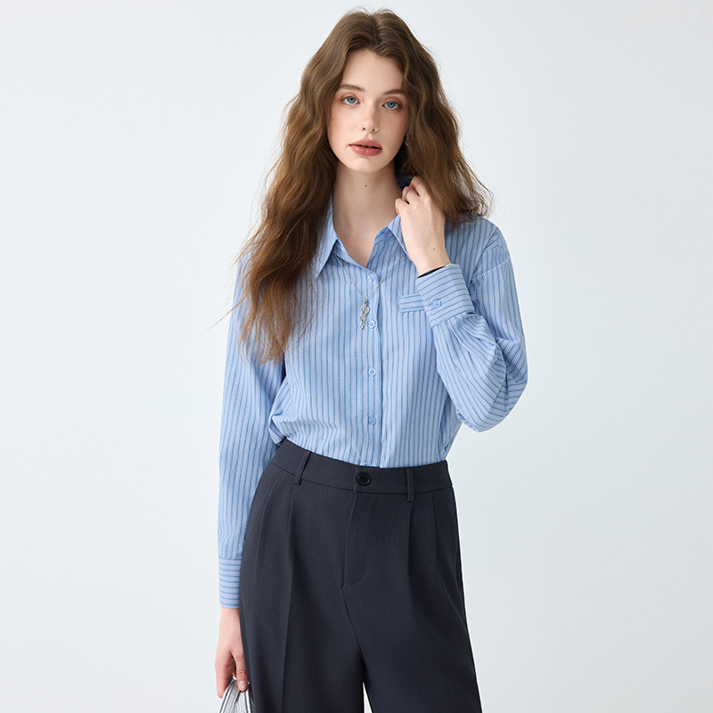 Spring and summer profession uniform blue shirt