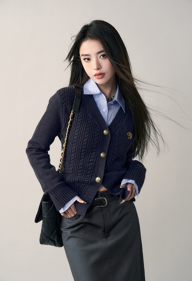 Inside the ride slim cardigan winter V-neck sweater