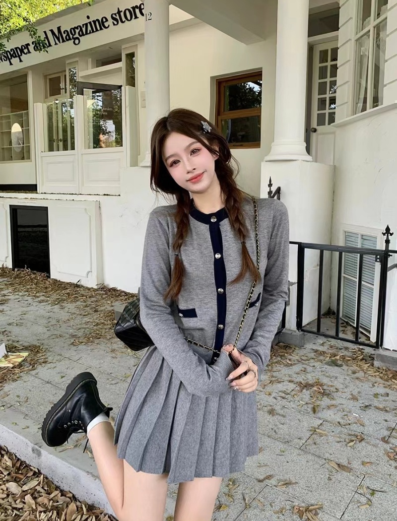 Korean style skirt autumn cardigan 2pcs set for women