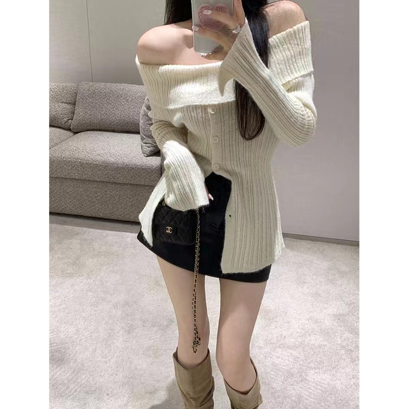 Autumn and winter wool flat shoulder sweater