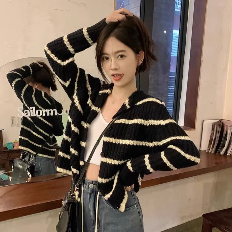 Knitted hooded coat black-white Casual cardigan for women