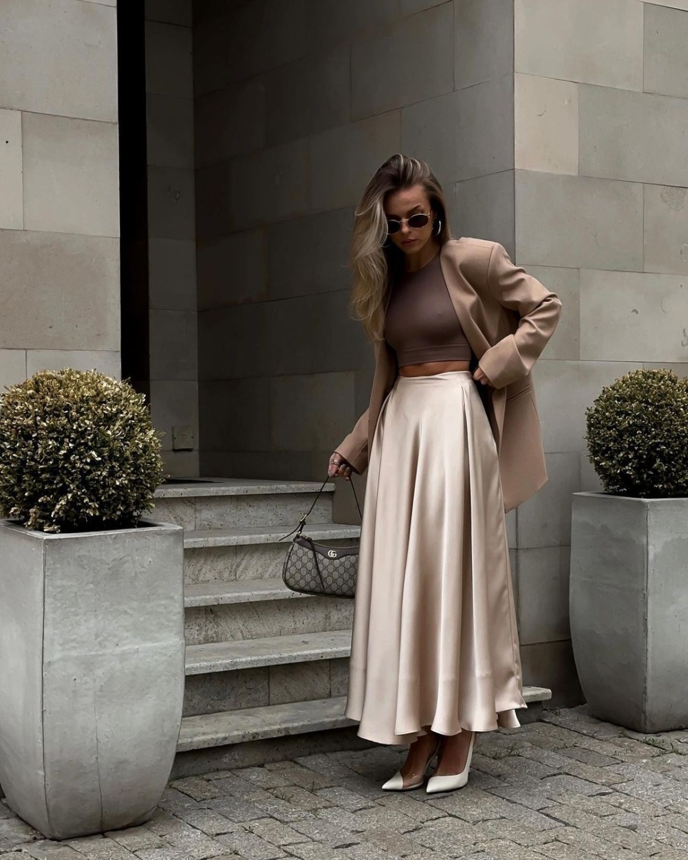 Large yard fat slim high waist A-line drape skirt for women