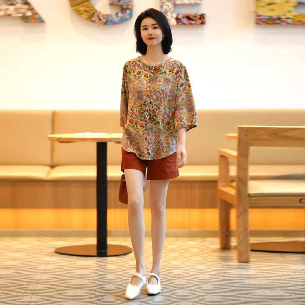 Large yard long sleeve shirt loose round neck chiffon shirt
