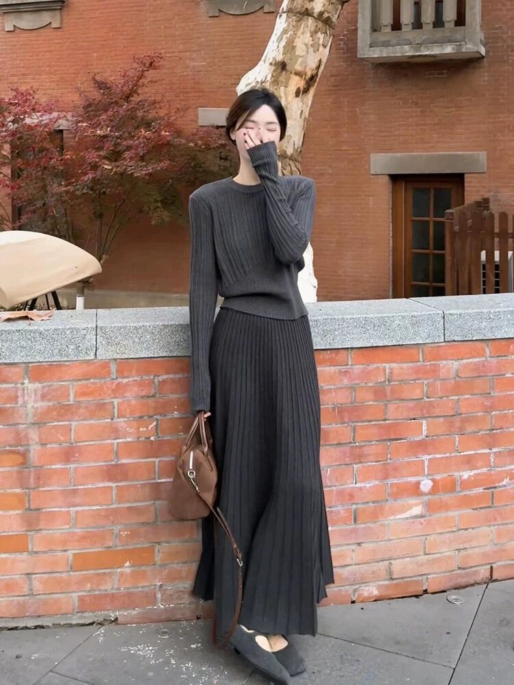 Temperament knitted autumn gray long skirt a set for women