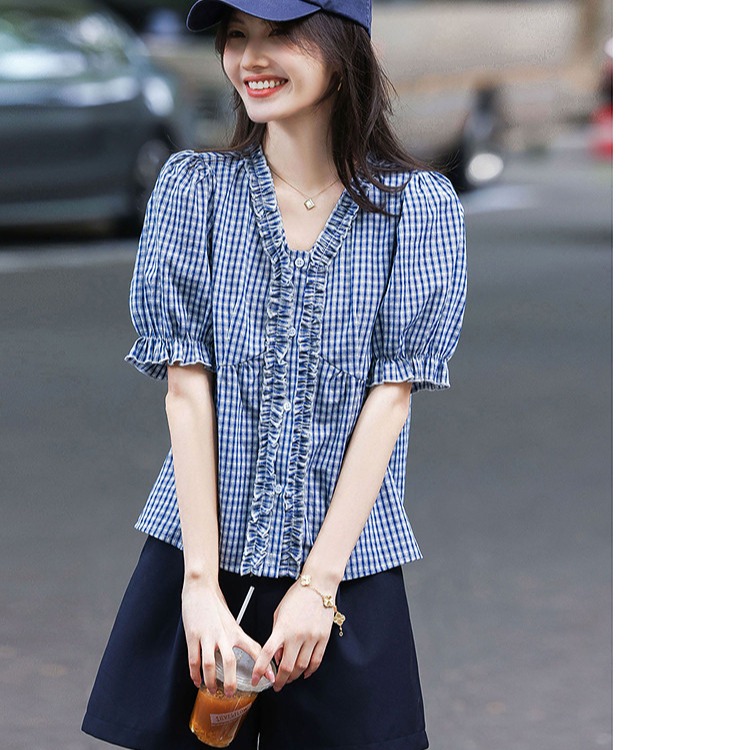 Lotus leaf edges slim stripe stereoscopic single-breasted shirt