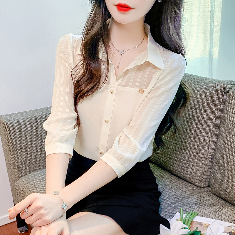 Fashion show young shirt temperament niche tops for women