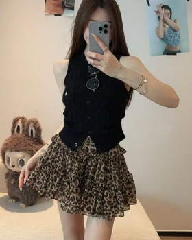 Leopard silk vest chiffon short skirt a set