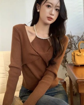 Sexy pearl Pseudo-two sweater autumn long sleeve tops